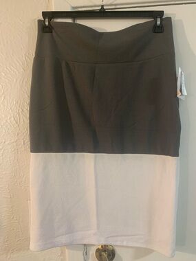 Brand New with tags Two-Tone Gray and White LulaRoe  Pencil Skirt